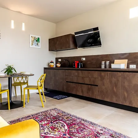 Nicolo E Gli Alberi Villino C * Ριέτι