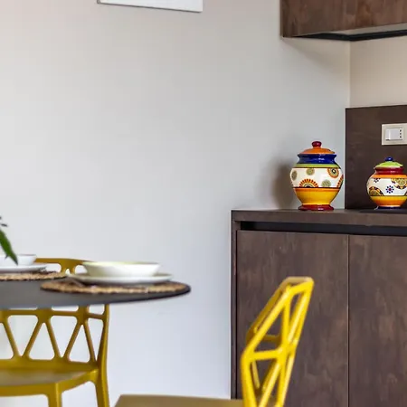 Nicolo E Gli Alberi Villino C *