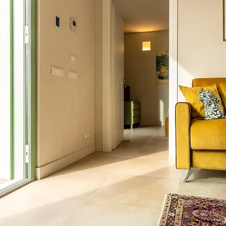 Nicolo E Gli Alberi Villino C *