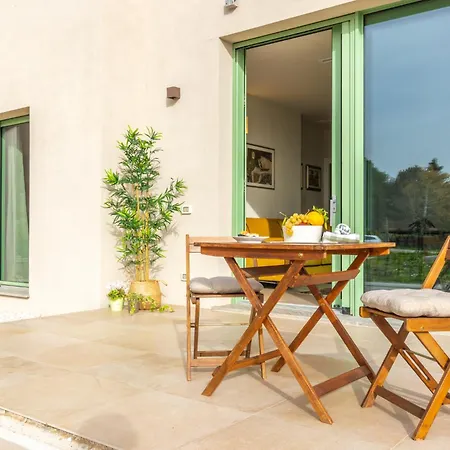 Nicolo E Gli Alberi Villino C Ριέτι