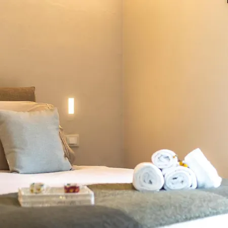 Nicolo E Gli Alberi Villino C *